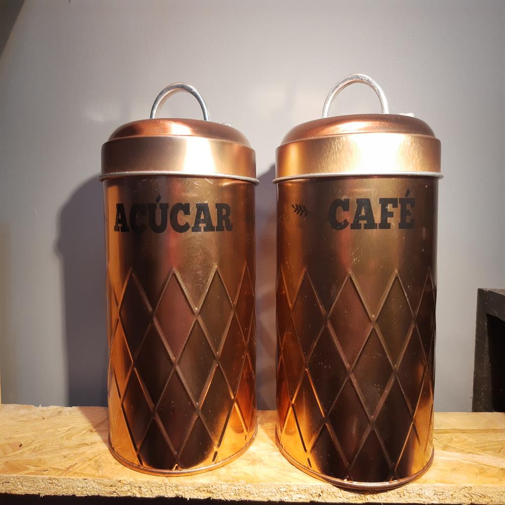 Conjunto de duas peças de metal na cor cobre, café e açúcar medida de 16 de altura x 12 diâmetro