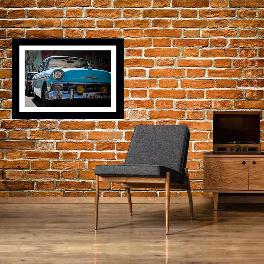 Quadro Blue Car, carro azul, com medida de 61x47, moldura Preta e paspatur branco, com vidro de 4mm