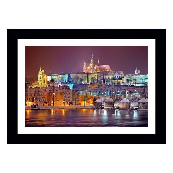 Quadro Castelo De Praga, República Tcheca Noite, Com Medida De 47x61 Com Moldura Preta E Paspatur Branca Com Vidro De 4mm