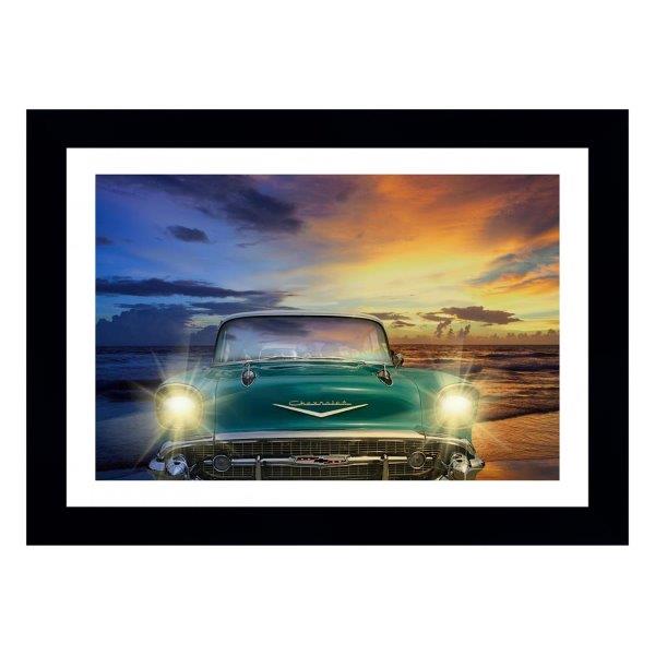 Quadro Car Classic Green E Paisagem De Entardecer Com Medida De 61x47 E Moldura Preta Com Paspatur Branco E Vidro De 4mm